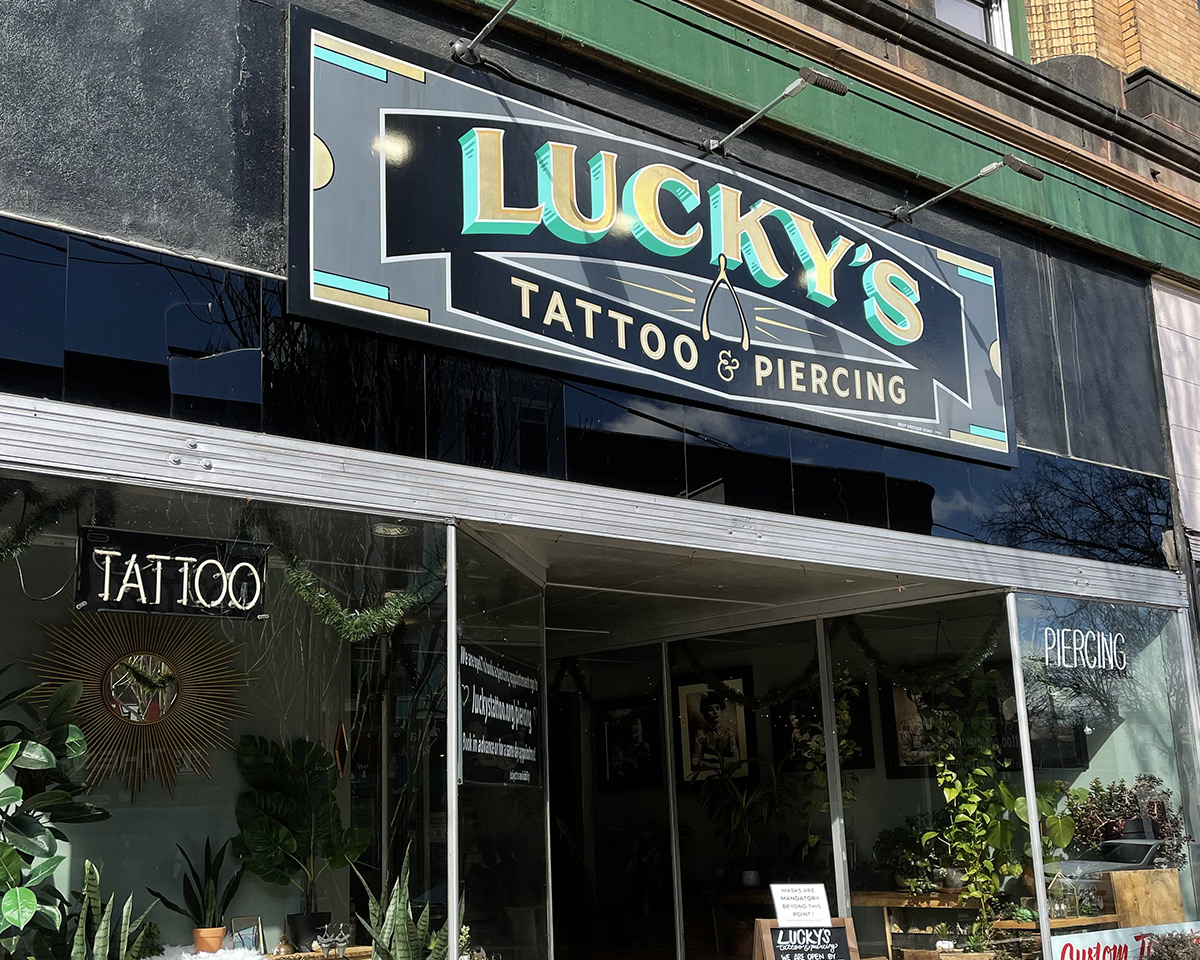 Lucky\'s piercing and tattoo northampton